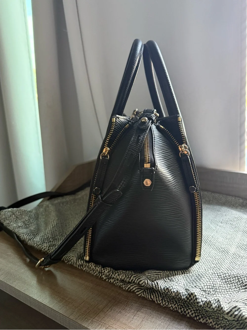 Rebecca Minkoff “Perry”, Black Structured Leather Satchel Handbag - Women Bags